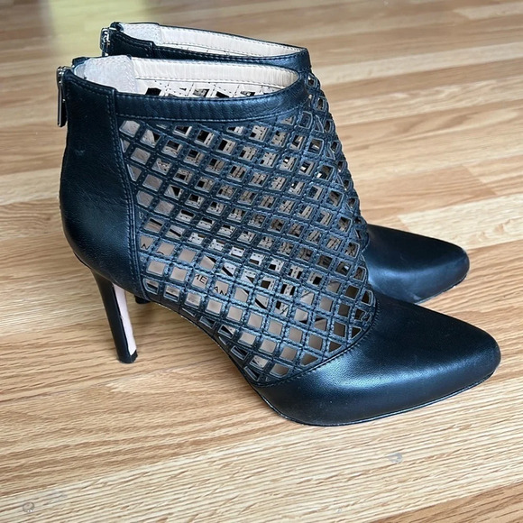 Antonio‎ Melani Heels - Picture 1 of 8